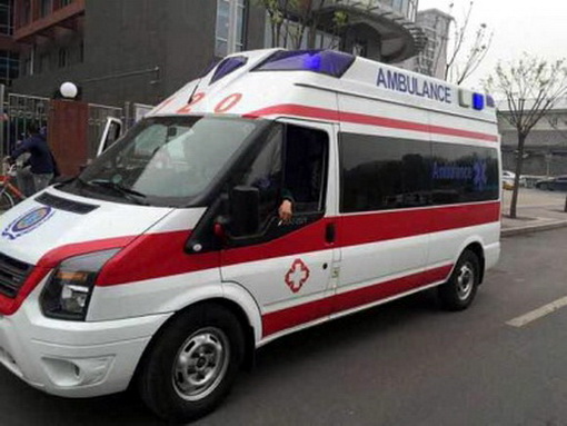 2023年医院救护车出院回家到西双版纳傣族勐腊县救护车救病人转运车电话