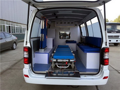 2024年私人救护车转运病人到昆明市晋宁县长途救护车电话号码