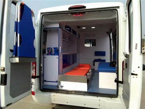 2024年120急救车接送瘫痪病人到德宏傣族景颇族陇川县救护车出租电话